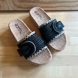 NWOT Earth Origins Samsy 2 size 6 Black Tan Slip-On Cork Wedge Slide Sandal shoe
